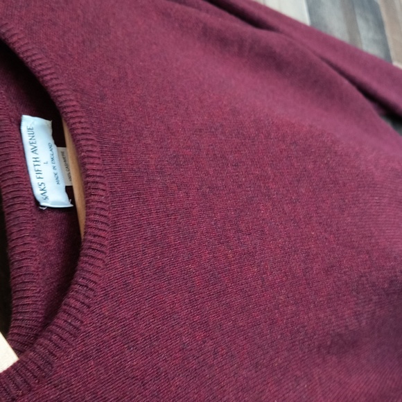 Saks Fifth Avenue Deep Red 100% Cashmere Crew Neck Sweater Sz Large Men - Picture 4 of 16